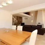 Nuki- Cleverdetails, Quiet Location, Sleeps 8, Private Pool Villa Vilamoura