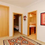Villa Nuki- Cleverdetails, Quiet Location, Sleeps 8, Private Pool Vilamoura
