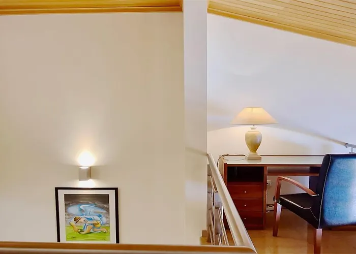 Nuki- Cleverdetails, Quiet Location, Sleeps 8, Private Pool Villa *