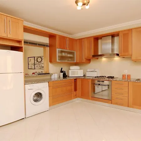 Nuki- Cleverdetails, Quiet Location, Sleeps 8, Private Pool Villa Vilamoura