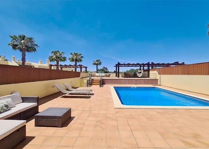 Nuki- Cleverdetails, Quiet Location, Sleeps 8, Private Pool Vilamoura