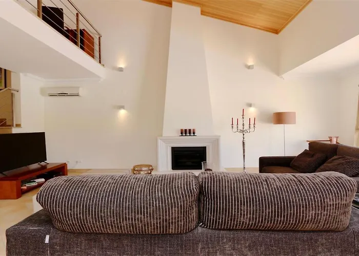 Nuki- Cleverdetails, Quiet Location, Sleeps 8, Private Pool Vilamoura