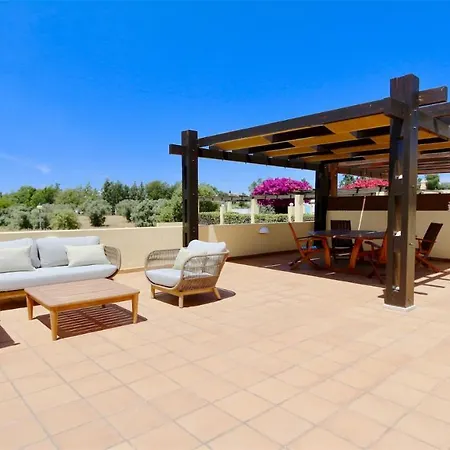 Villa Nuki- Cleverdetails, Quiet Location, Sleeps 8, Private Pool *