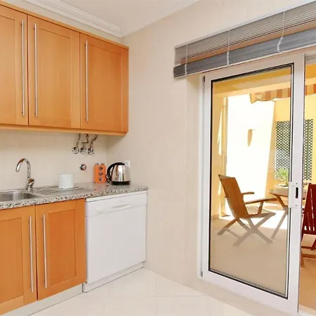 Villa Nuki- Cleverdetails, Quiet Location, Sleeps 8, Private Pool