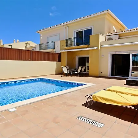 Villa Nuki- Cleverdetails, Quiet Location, Sleeps 8, Private Pool *